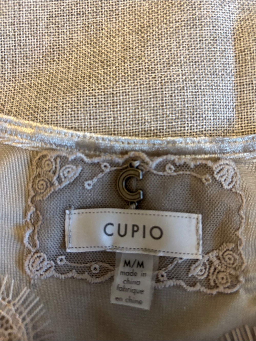 CUPIO Sequin and velvet top, Sz M. - Picture 4 of 8